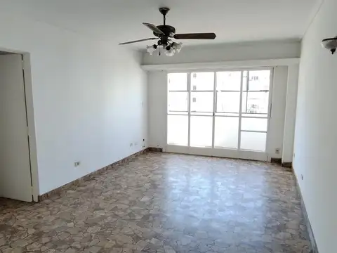 4 ambientes muy cerca de Av Córdoba y zona Facultad!