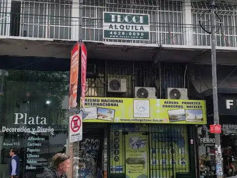 Oficina 4 ambientes con 2 baños