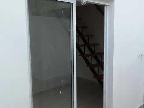 Avenida Monseñor Bufano 2000, Piso 1