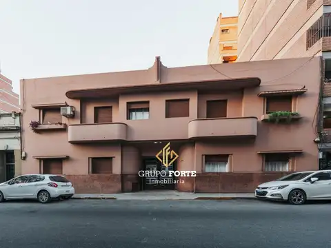 27 De Abril 800, Piso PB