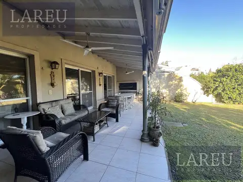 Departamento en Venta con 2 cocheras