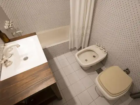 Depto Tipo Casa en Venta en Lanús Oeste, USD 74.900