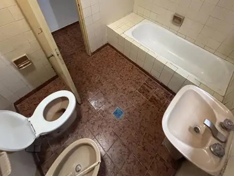 Casa en Venta en Parque Chacabuco, USD 170.000