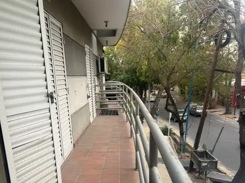Departamento en venta c/ cochera en Godoy Cruz