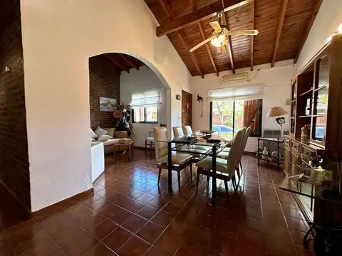 Casa en Venta al Este