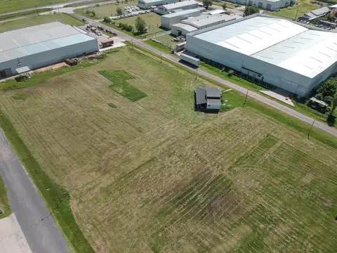 Terreno de 5.290m² en Parque Industrial Villa Gobernador Galvez