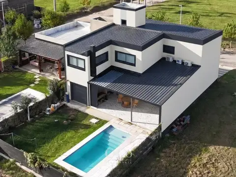 Casa en Venta de 4 dormitorios