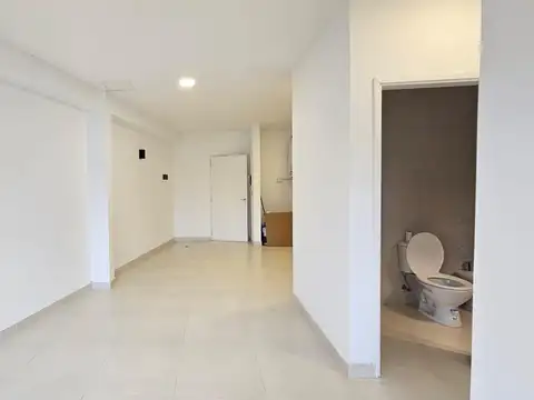Departamento en Alquiler en Villa Lynch, $ 800.000