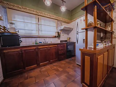 Depto Tipo Casa 4 ambientes con 3 baños