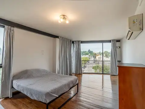 Depto Tipo Casa 2 ambientes con 1 baño