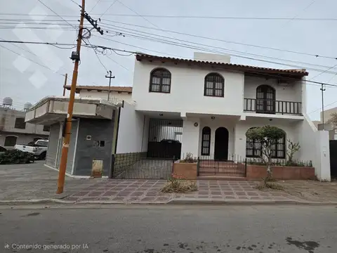 VENTA CASA 4 DORMITORIOS - APTA COMERCIO Y PROFESIONAL -B° ALTE. BROWN, CIPOLLETTI