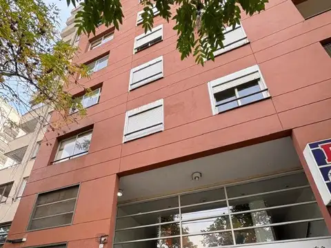 Av Beiro 5100, Piso 1