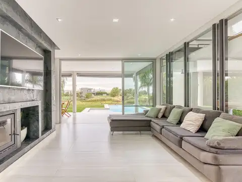 VENTA CASA 4 AMB LAGUNA EL CANTON B. ISLAS ESCOBAR