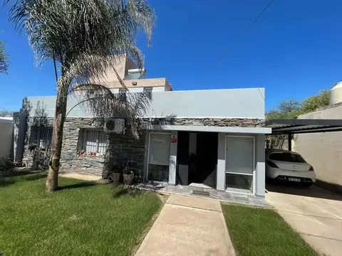 VENTA CASA EN TALAR DE MENDIOLAZA SOBRE AV TISSERA