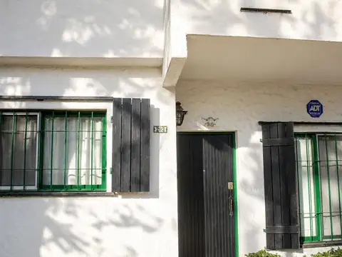 Depto Tipo Casa en Venta de 4 ambientes