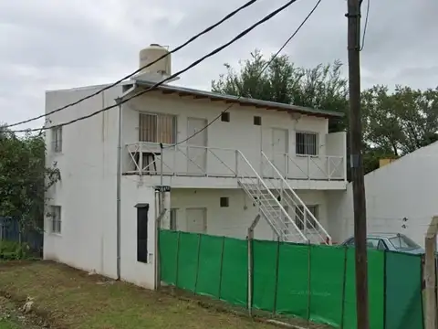 Departamento 2 ambientes en planta baja Barrio Los Grillos