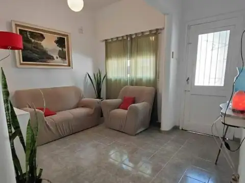 Casa en venta, amplia, luminosa, 4 dormitorios, 187m2
