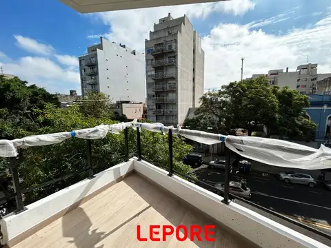Av. Federico Lacroze 3700, Piso 6