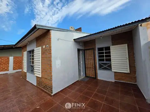CASA EN ALQUILER - 2 DORMITORIOS - ITAEMBÉ MINÍ (CFA245)