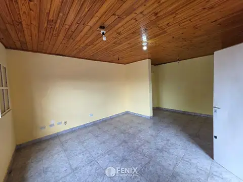 CASA EN ALQUILER - 2 DORMITORIOS - ITAEMBÉ MINÍ (CFA245)