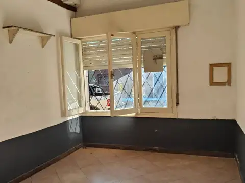 Depto Tipo Casa en Alquiler en Olivos, $ 250.000