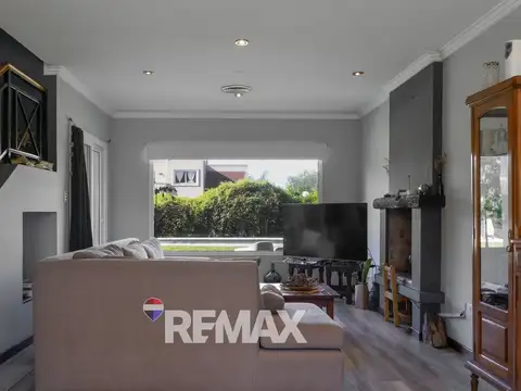 Casa 6 ambientes con 3 baños