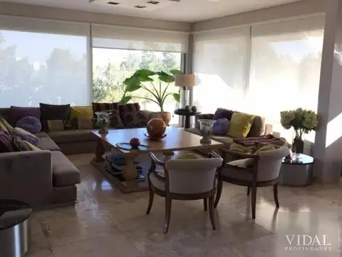 Departamento en Venta con 1 cocheras