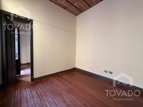 Depto Tipo Casa en Venta en Caballito, USD 163.000