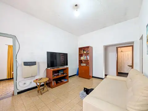 CASA DE 3 DORMITORIOS | FONDO AMPLIO | ZONA SUR