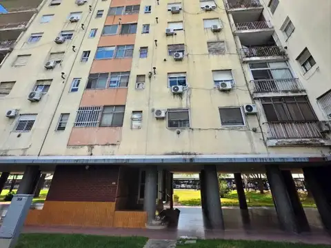 Av General Paz 16400, Piso 7