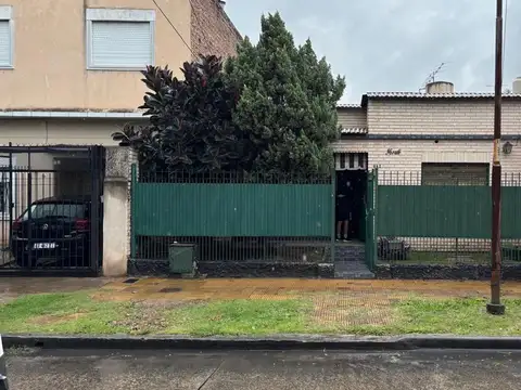 Casa venta 2 dormitorios venta Ramos Mejia
