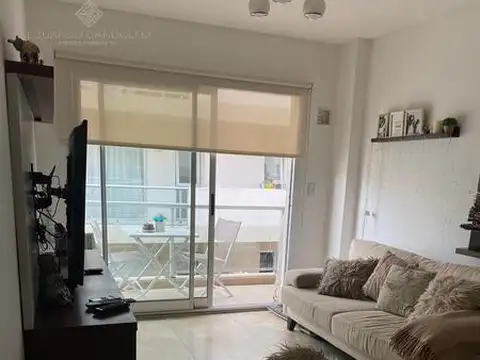 IMPECABLE - 2 amb con cochera en Excelente zona 