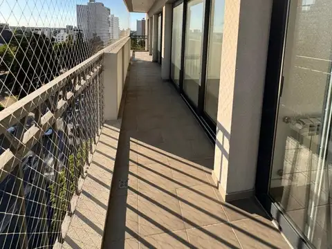 7 entre 38 y 39, Edificio VICTORIA