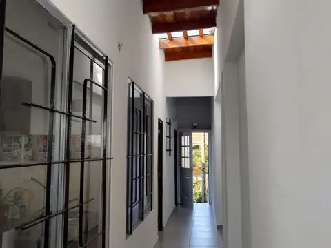 ALQUILER - PH 2 Ambientes, 1° piso. Villa Adelina