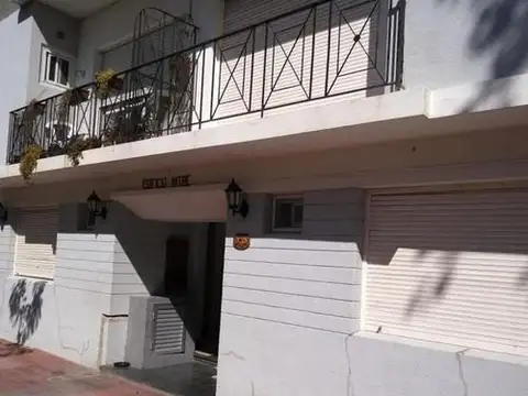 Departamento De 3 Ambientes  Impecable 