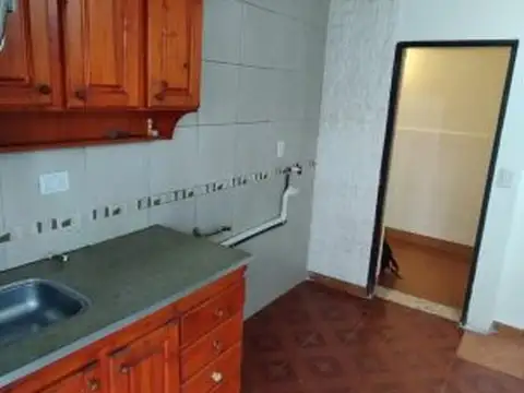 Departamento en Alquiler en Villa Luzuriaga, $ 330.000