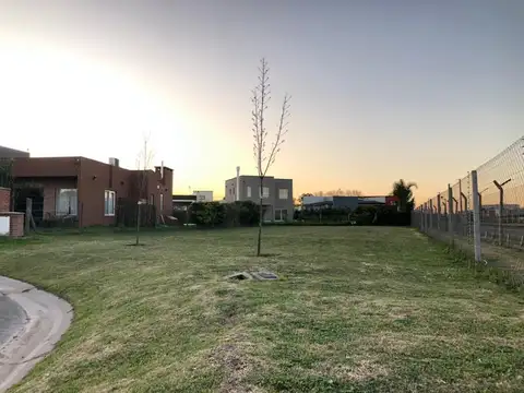 San Eduardo 200