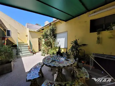Casa c/ galpon - Villa Martelli