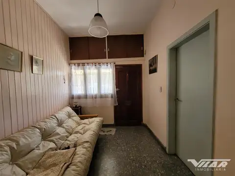 Casa 3 ambientes con 1 baño