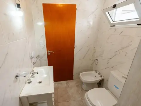 Depto Tipo Casa 2 ambientes con 1 baño