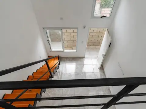 Depto Tipo Casa en Venta de 1 dormitorio