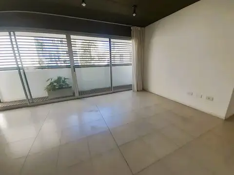 Intendente Alfaro 100, Piso 1