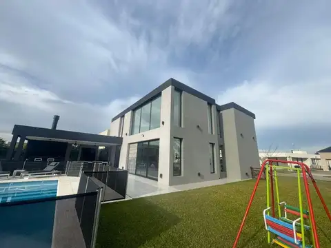 Casa en Alquiler 3 años