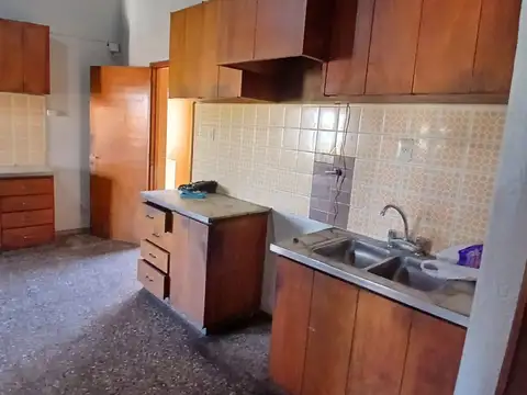 Departamento en Alquiler en Godoy Cruz, $ 800.000