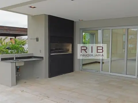 Casa en Venta en Ayres Plaza, USD 640.000