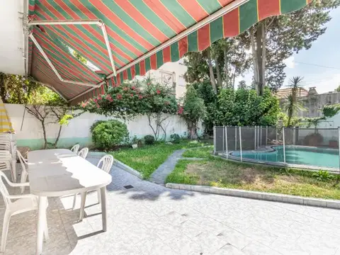 Casa 6 ambientes con 3 baños