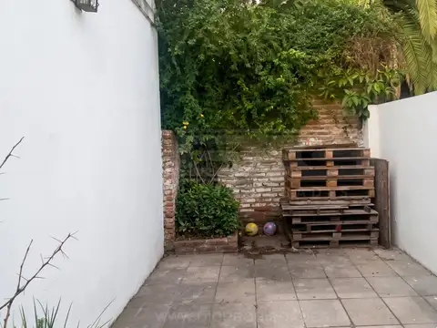 España  al 3000, entre Pelliza y Dorrego