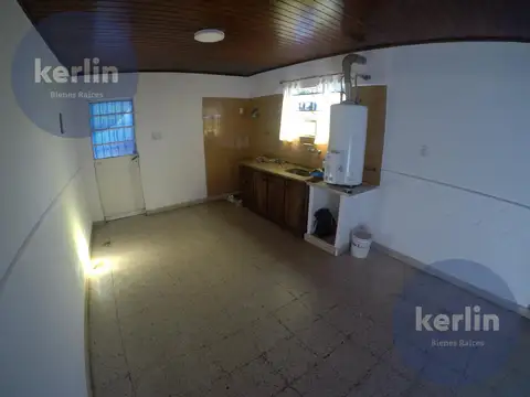 Casa 4 ambientes con 1 baño