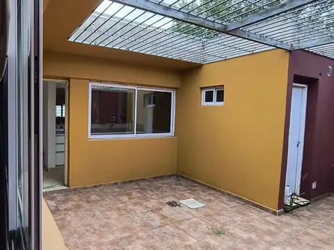 VENTA CASA SAN NICOLAS 2 DORMITORIOS APTA HIPOTECA