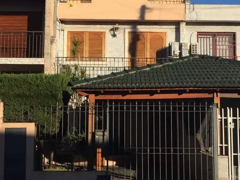 (RSP-RSP-392) Casa - Venta - Argentina, La Matanza - CHUBUT 400